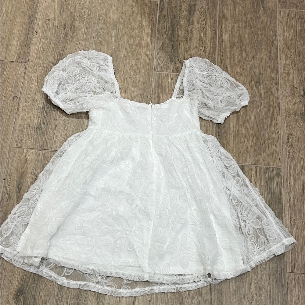 Le Lis White Floral Lace Dress Short Homecoming Hoco Wedding Reception Mini - Picture 11 of 14
